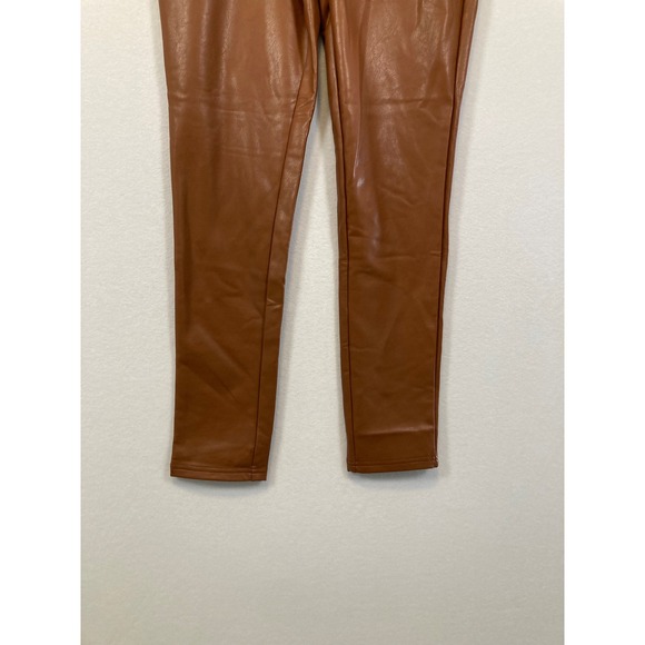 Fashion Nova Cognac Faux Leather High Waisted Triple Button Pants Brown L NEW - Picture 4 of 11